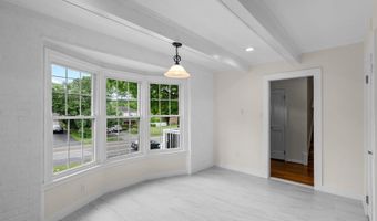 8815 TUCKERMAN Ln, Potomac, MD 20854