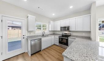 601 Cosmos St, Bentonville, AR 72713