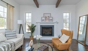 37 Primrose Ln, Cromwell, CT 06416