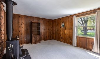 49 Paul Dr, Amherst, NY 14228