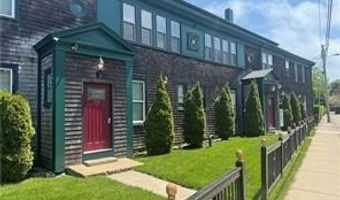 38 Freebody St 208, Newport, RI 02840