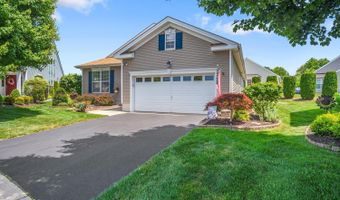 10 Harbor Pl, Barnegat, NJ 08005
