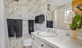 101 Lakeview Park Dr, Angel Fire, NM 87710