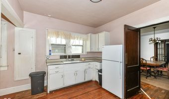 415 N 17th Ave, Beech Grove, IN 46107