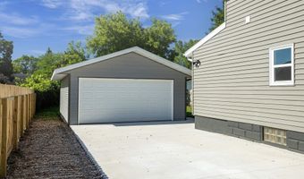 1315 W SUMMER St, Appleton, WI 54914
