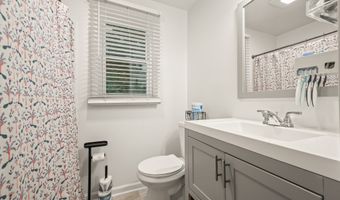 738 Platt St, Bridgeport, CT 06606