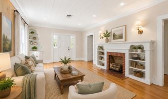 125 N Main St, Abbeville, LA 70510