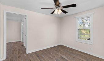 1007 Hatchie St, Booneville, MS 38829