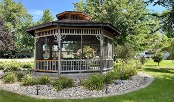 146 Washington Ave, Alden, MN 56009