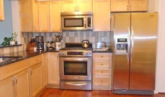 2547 Meade Ct, Ann Arbor, MI 48105