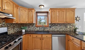 1600 County Line Rd, Alden, NY 14004