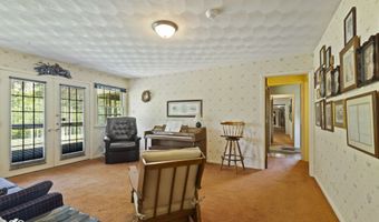 618 Mellowood Dr, Indianapolis, IN 46217