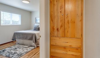 14130 SW FURLONG Ct, Beaverton, OR 97005