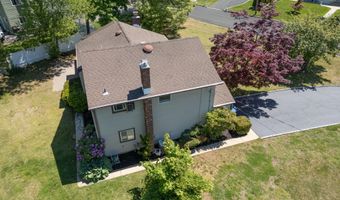 540 Sherman Ave, Belford, NJ 07718