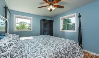 39 N Pershing Rd, Asheville, NC 28805