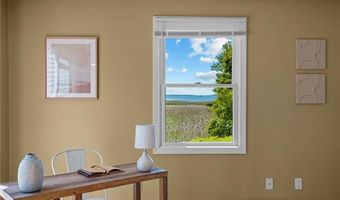 146 Alfred Drown Rd, Barrington, RI 02806