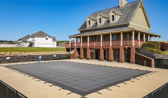 18 Castlemoor Loop, Adairsville, GA 30103