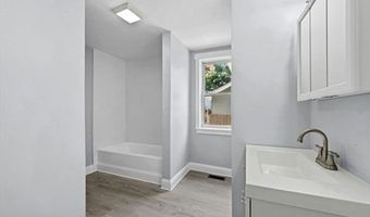 139 Lincoln St, Worcester, MA 01605