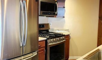 901 N MONROE St 1315, Arlington, VA 22201