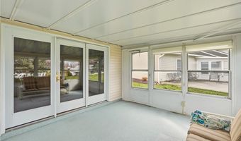 908 King Ridge Dr, Ashland, OH 44805