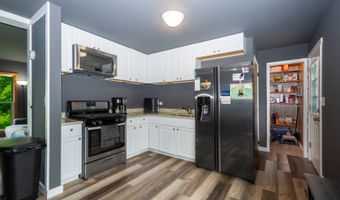 269 Cedarwood Ln, Antioch, IL 60002