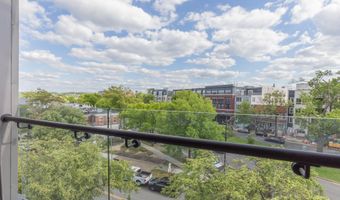 1332 G St SE 3, Washington, DC 20003