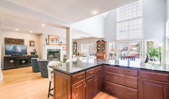 130 Bayside Dr, Belfast, ME 04915