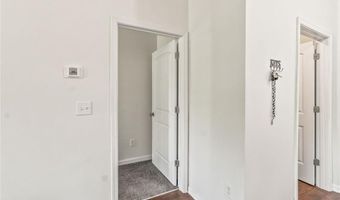 372 Highland Pointe Dr, Alto, GA 30510