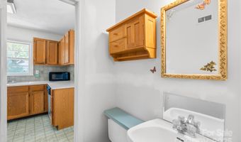 1955 Arnold Dr, Charlotte, NC 28205