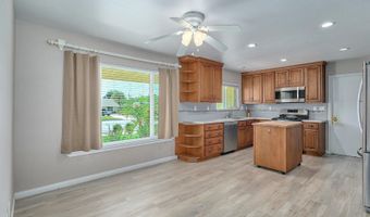 1209 Rosewood Ave, Camarillo, CA 93010
