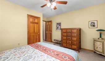 15 Secluded Dr, Narragansett, RI 02882