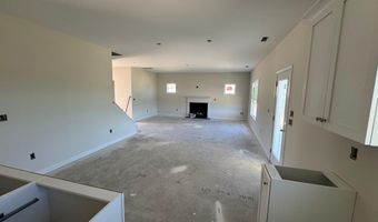 222 Ashley Heights Dr, Aberdeen, NC 28315