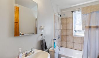 4779 SHAMROCK Ave, Baltimore, MD 21206