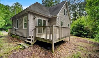 15 Shakespeare Dr, Albrightsville, PA 18210