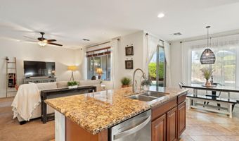 2351 S GLEN Dr, Chandler, AZ 85286