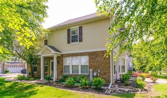 2636 Pondview Dr, Algonquin, IL 60102
