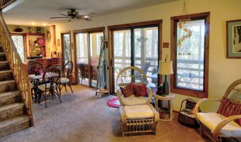 51 FORREST St, Basye, VA 22810