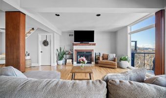 101 Brosville St, Airville, PA 15203
