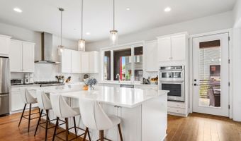 9775 SANVITALIA St, Bethesda, MD 20817
