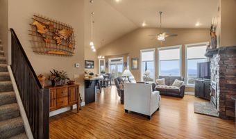 374 Carbine Dr, Clark Fork, ID 83811
