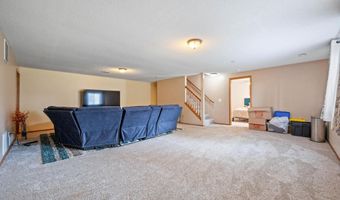 6167 E Quail Ridge Ct, Bel Aire, KS 67220