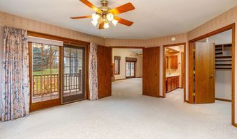 2116 Ironwood Ct, Ames, IA 50014