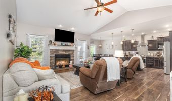 9995 Cedar View Ln, Aurora, IN 47001