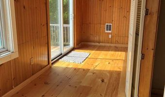 20 Monument Rd, Abbot, ME 04406