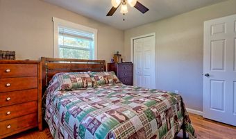 60 Tarrent St, Andrews, NC 28901