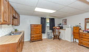 91 Curry Rd, Cranston, RI 02920