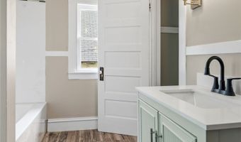 1387 S Seneca Ave, Alliance, OH 44601