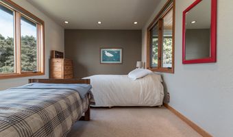 88675 WHITING Ln, Bandon, OR 97411