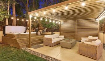 2610 Garden House Rd, Carlsbad, CA 92009