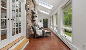 592 Sugar Rd, Bolton, MA 01740